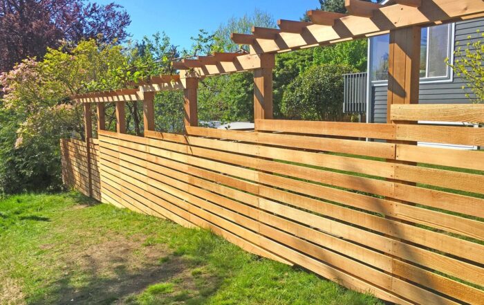Customized horizontal fence with trellis by Atomic Fence